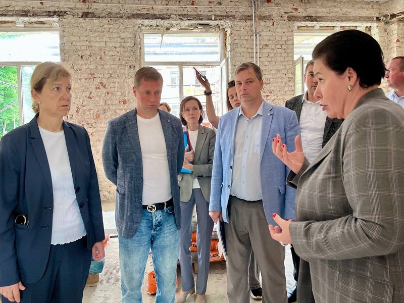 Проверка хода капитального ремонта в нашей школе.